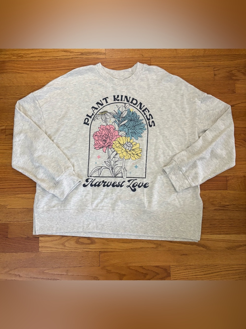 Fleurish Plant Kindness Sweatshirt Women’s XXL Gray Flowers Floral Crewneck New